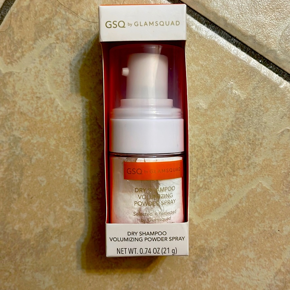 Dry powder spray